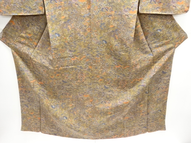  未使用品　縮緬地 花更紗に蝶模様小紋着物